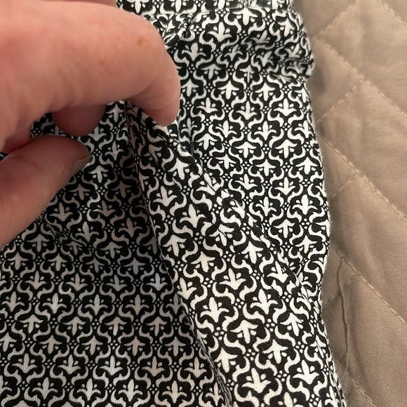 croft & barrow Black Small Print Easy Pull-On Skort/NWT/Various Sizes - Picture 5 of 16